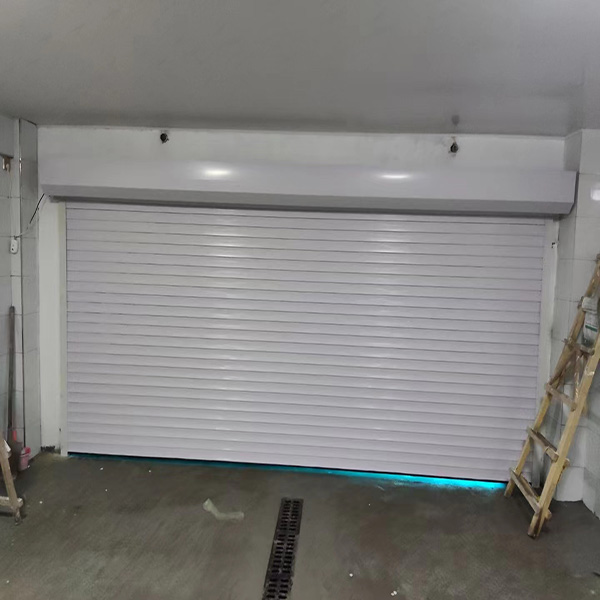 車庫卷簾門